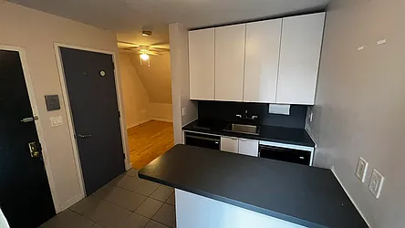 Rented by HOLTON REAL ESTATE INC.