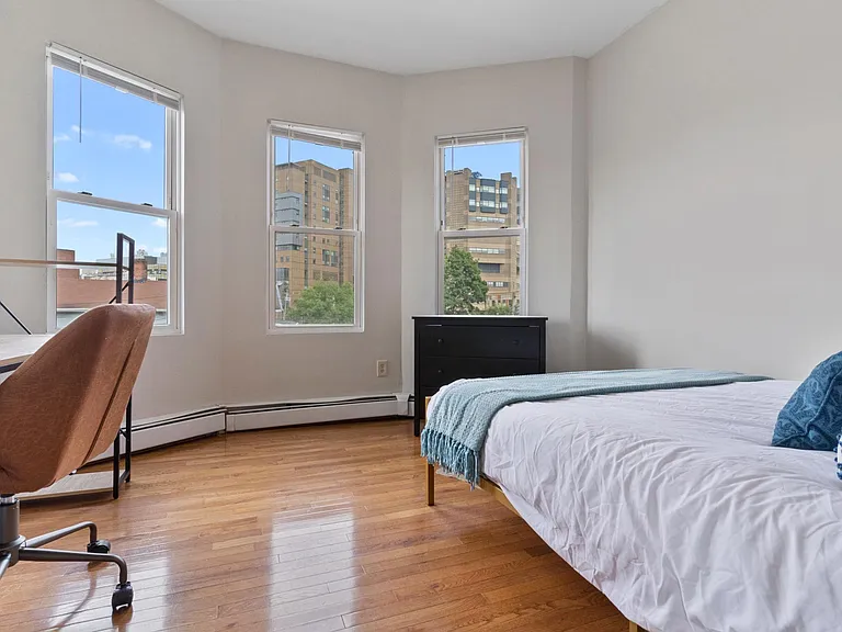 58 Vernon St #3 — Photo 14