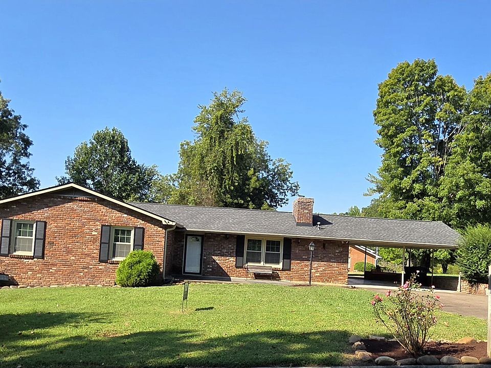 1st image of 7352 NW Winchester Dr