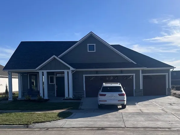 719 E Lexington Ln, Andover, KS 67002