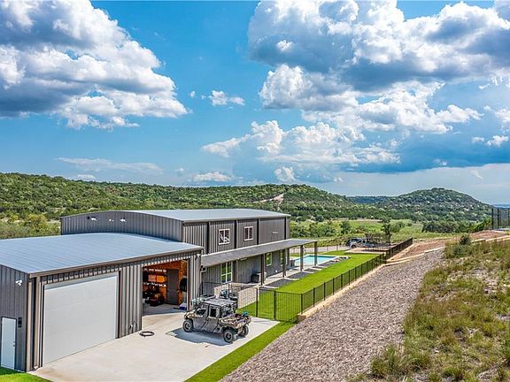 2nd image of 901 High Mountain Rd