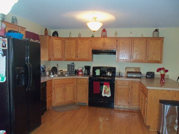 5th image of 515 Loraine St