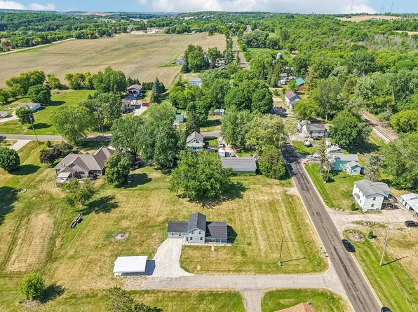 N6275 E Neda ROAD, Iron Ridge, WI 53035