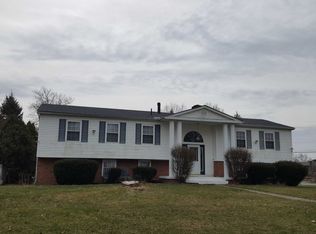 5465 Walshire Dr, Columbus, OH 43232