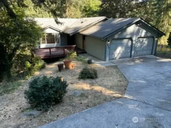 7905 Decatur Avenue, Clinton, WA 98236