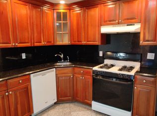 1412 Clintonville St FLOOR 2, Whitestone, NY 11357
