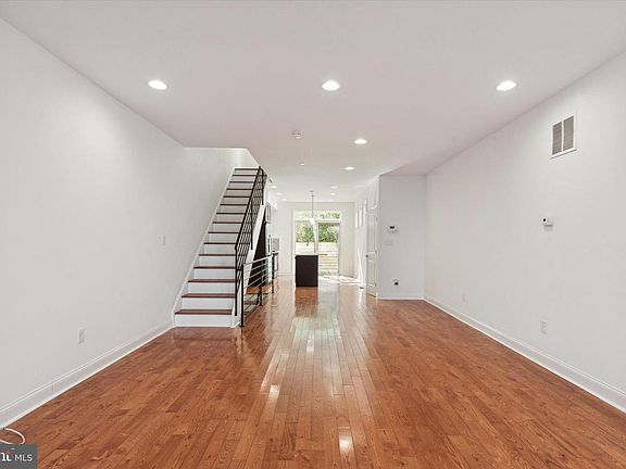 3rd image of 310 Cecil B Moore Ave