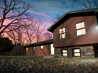 561 Juanita Vis, Crystal Lake, IL 60014