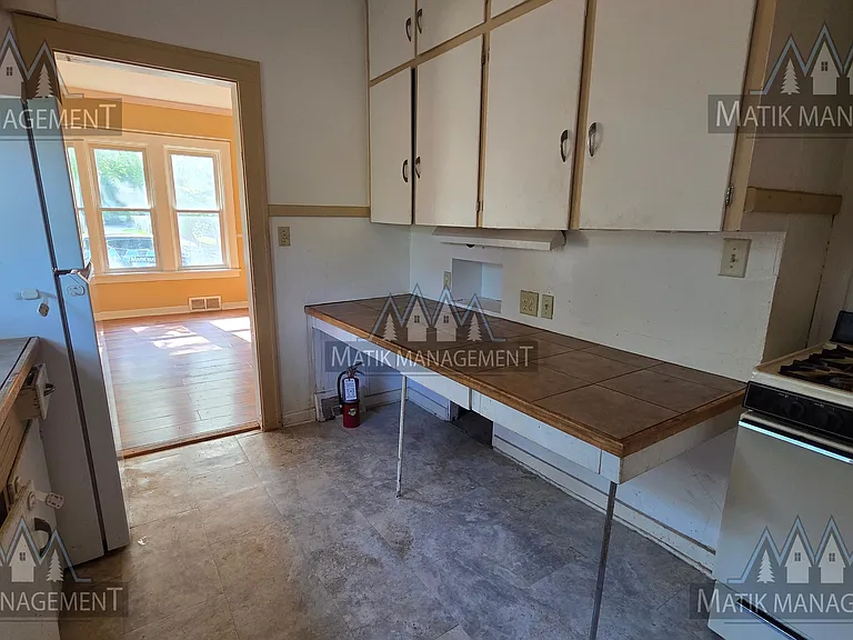 16 9th Ave NE #1 — Photo 20