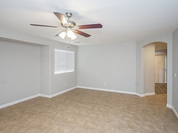 4th image of 7871 Windhamridge Dr