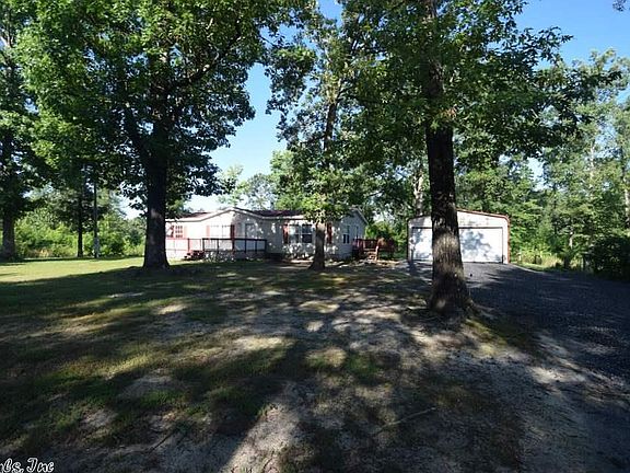 3rd image of 122 Well House Ln