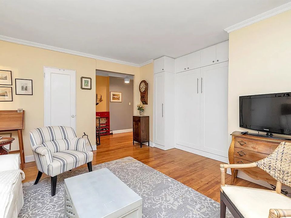 1st image of 39-30 52nd St APT 2E