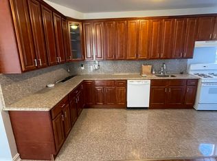 5645 Myrtle Ave APT 3A, Ridgewood, NY 11385