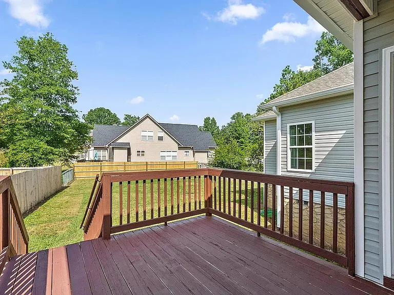 1833 Holly Oak Ln — Photo 22