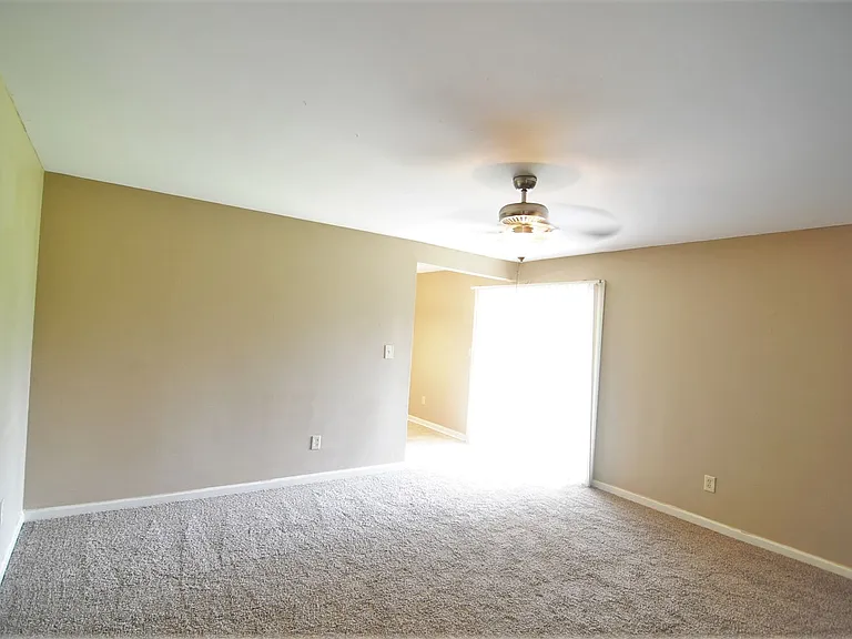 9016 Mahogany Row SE — Photo 5