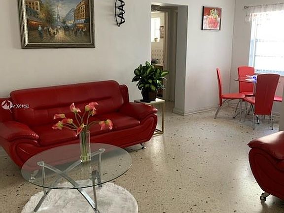 2nd image of 1442 NW 1st St APT 5