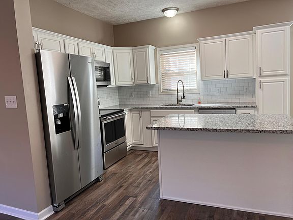 3rd image of 78 Otter Creek Dr