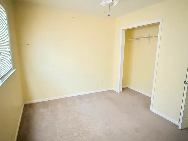 1206 Lakeside Dr — Photo 7