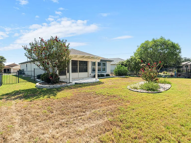 109 Monument Hill Trl — Photo 34