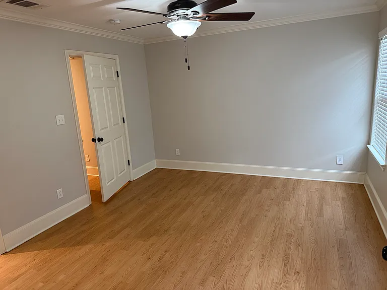 424 Brentwood Dr — Photo 9