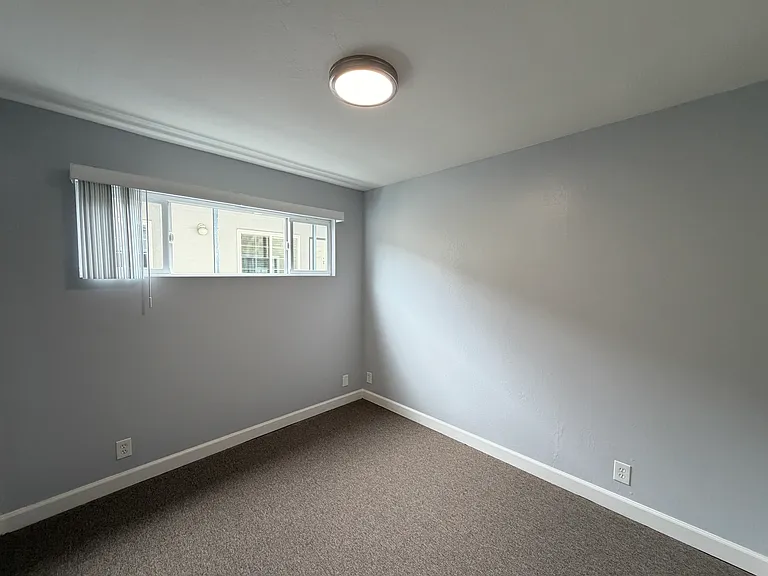 475 Alcatraz Ave — Photo 16
