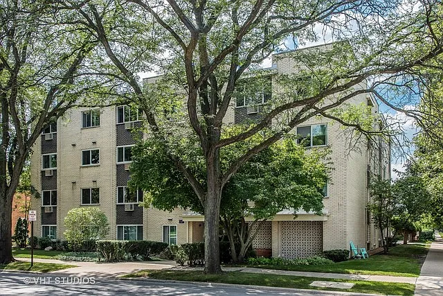 627 Ridge Rd APT 401 photo 1