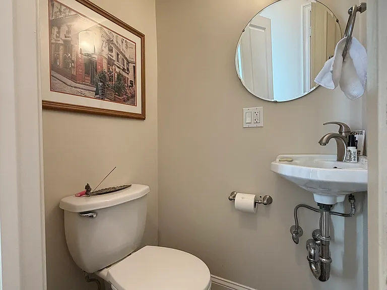 5 Marney St #2 — Photo 9