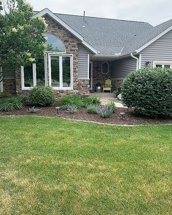 1st image of 4114 W Hilltop Ct