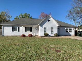 1205 Sardis Ln, Warner Robins, GA