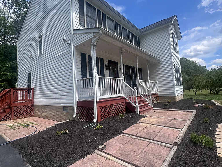 5555 T J Wright Ln — Photo 2