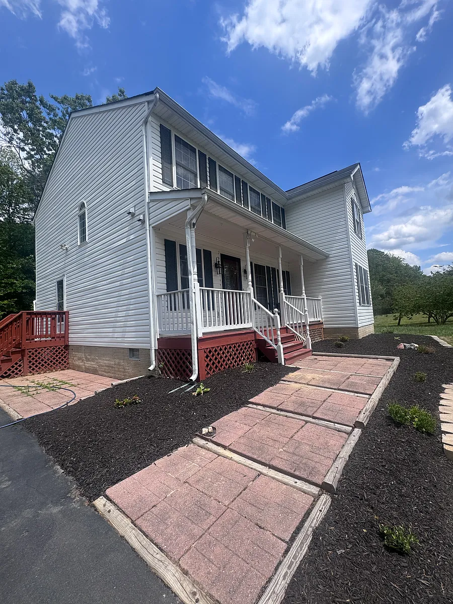 Building Photo - 5555 T J Wright Ln