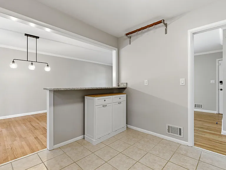 2722 Frontier Ct — Photo 8