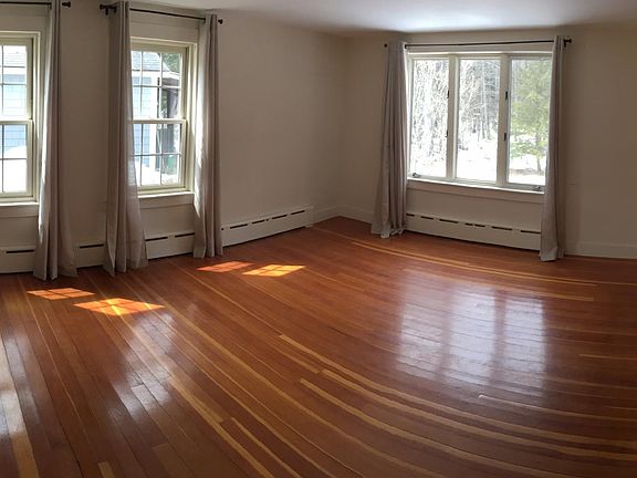 Pano View of Living Room from Hallway entrance