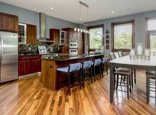 3219 143rd St, Urbandale, IA 50323