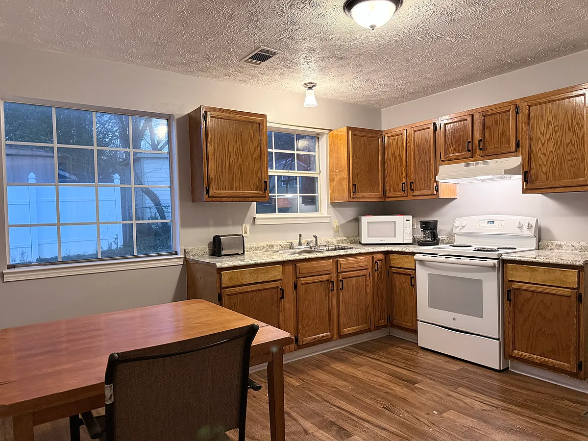 Building Photo - Appleton Apartments
