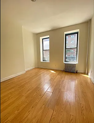 Rented by Essence Realty LLC | media 4