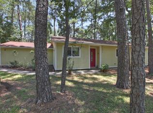 2 Lyrebird Dr, Spring, TX 77380