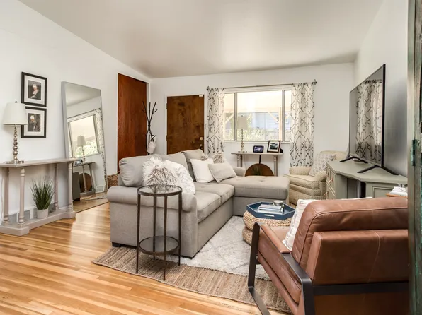 3276 S High St, Englewood, CO 80113