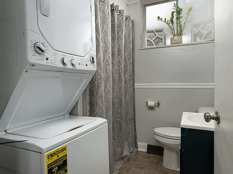604 Bendview Dr — Photo 22