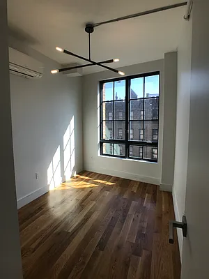 Rented by City Vista Inc | media 9