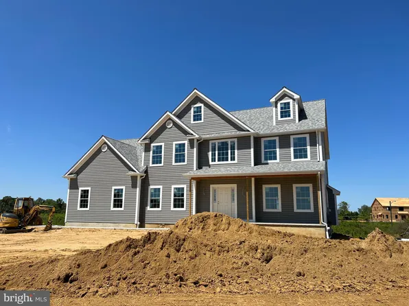 9 Nicole Ct, Hamilton, NJ 08620