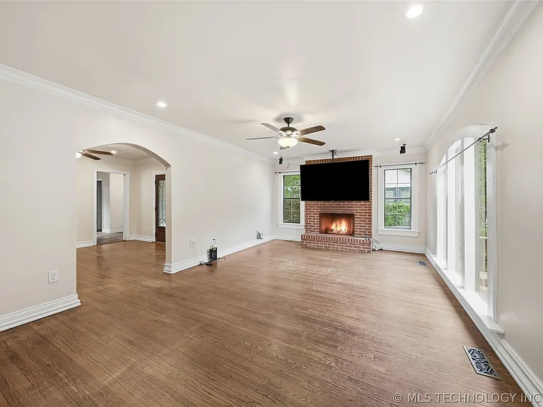 3172 S Woodward Blvd E — Photo 5
