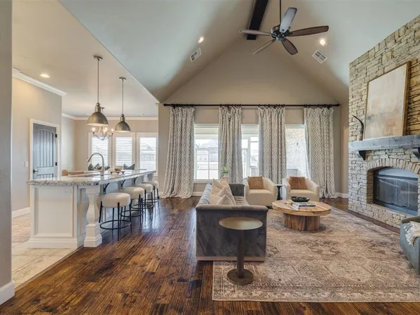 15305 Salem Creek Pl, Edmond, OK 73013