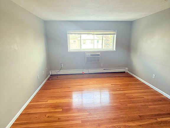 5th image of 30-36 Marlboro St #3