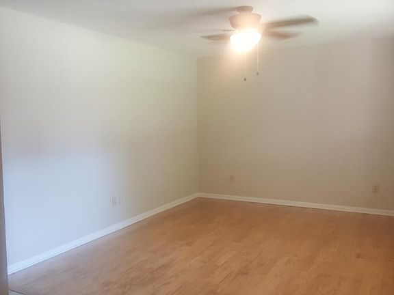 Living/den