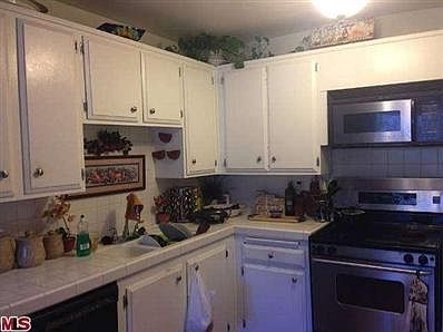 3rd image of 18611 Collins St APT E34