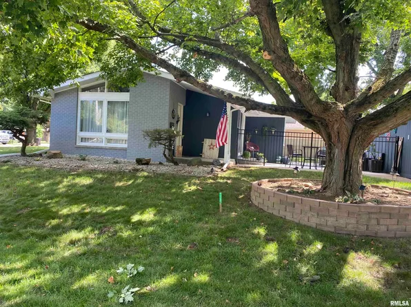 146 Baker St, East Peoria, IL 61611