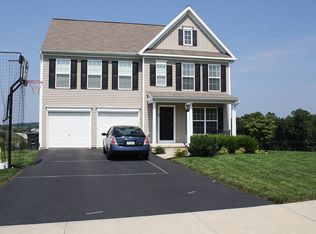 85 Ava Dr, Red Lion, PA 17356