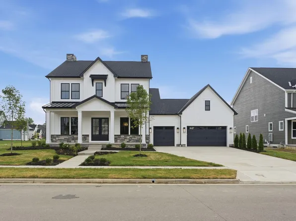 7858 Sparrow Run Dr, Plain City, OH 43064