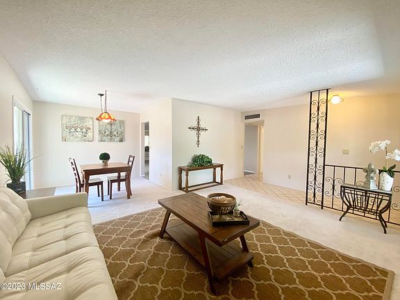 3rd image of 1851 N Camino Pio Decimo